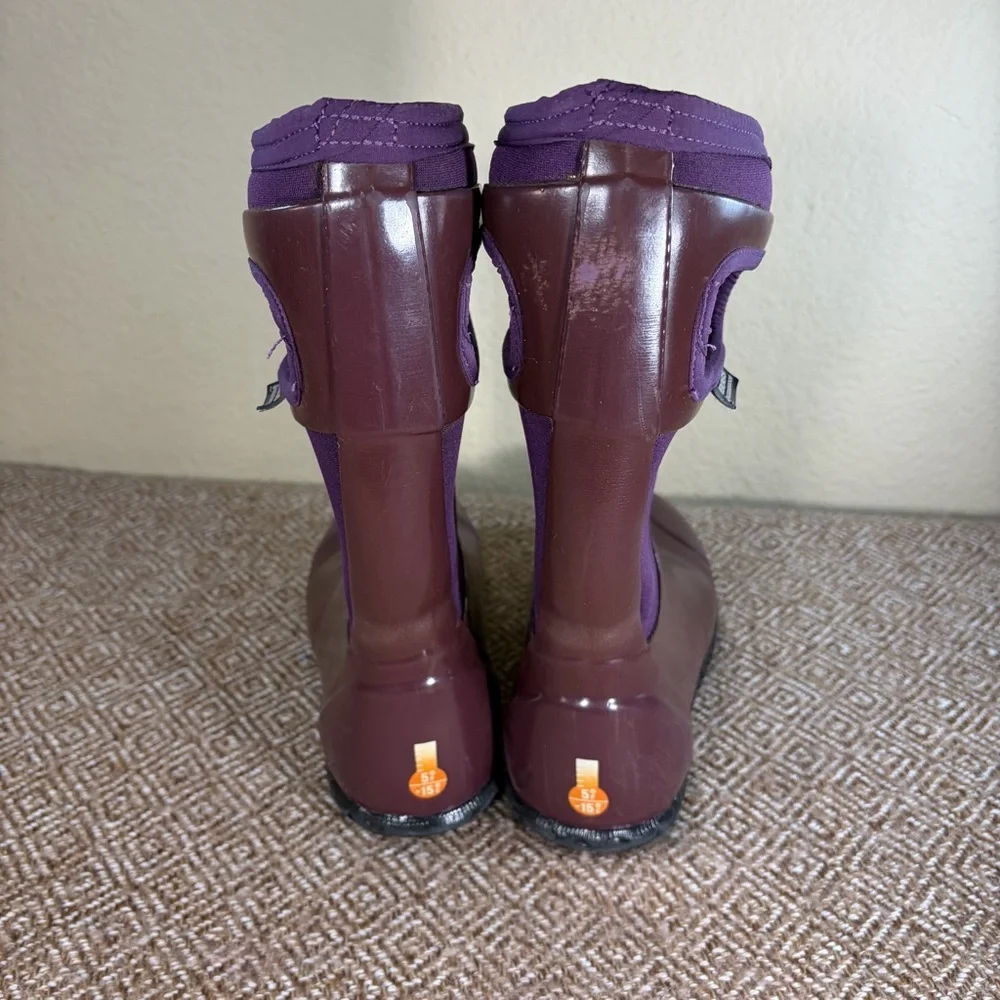 Bogs girls boots Youth Sz 2 Rain Outdoor Hiking Gorpcore